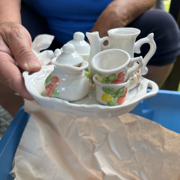 Miniature Ceramic Tea Set with Floral Design - Picture 1 of 2